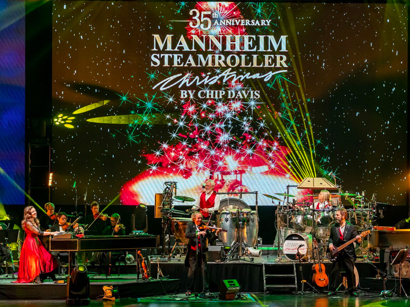 Mannheim Steamroller Christmas at Orpheum Theater - Omaha