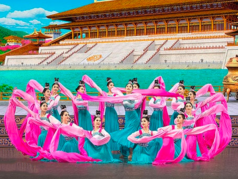 Shen Yun Performing Arts at Orpheum Theater - Omaha